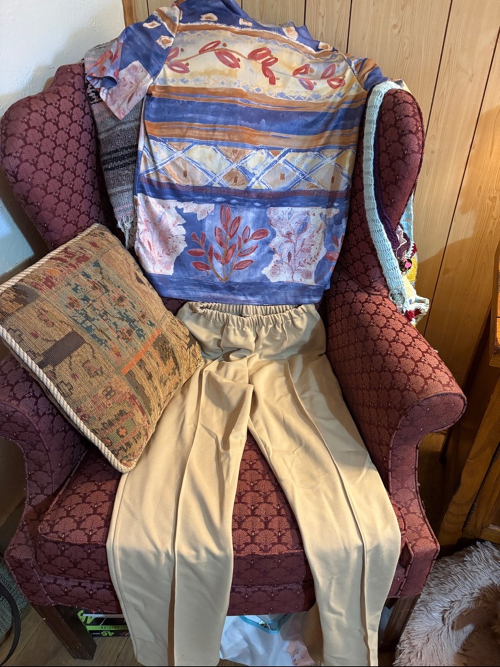Head to Toe Bundle: Multicolor Floral-Print Blue and Cream Blouse with Tan Pant